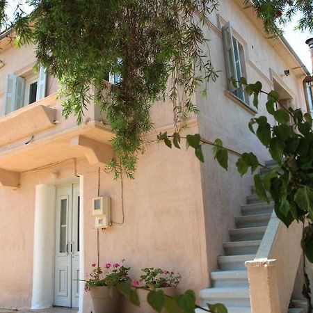 House In The Village Near The Sea Maleme  Exterior photo
